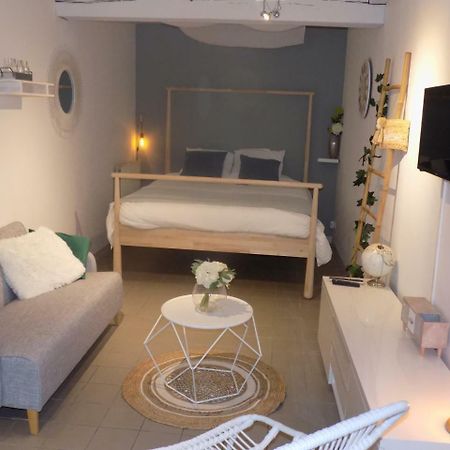 Charmant Studio A Colombages Morlaix Bagian luar foto