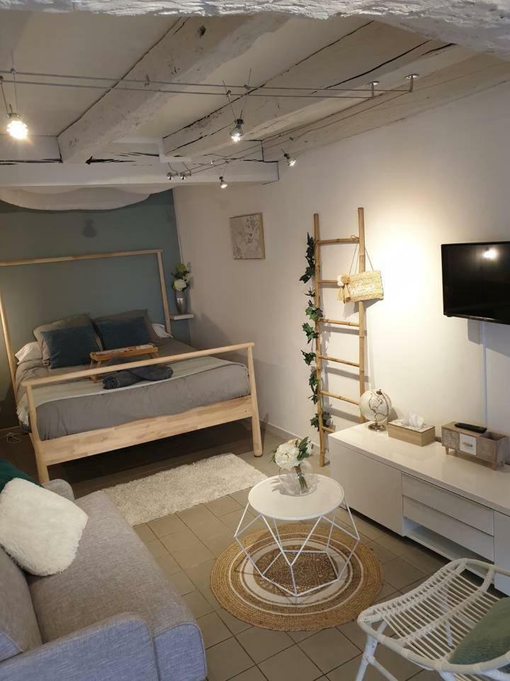 Charmant Studio A Colombages Morlaix Bagian luar foto